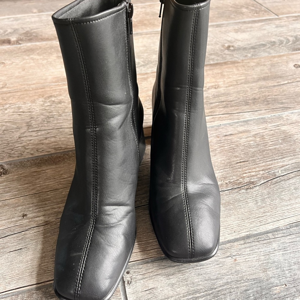 Jeffrey Campbell Troye Black Faux Leather Square Toe Boots, Womens SZ 8 - Picture 5 of 8